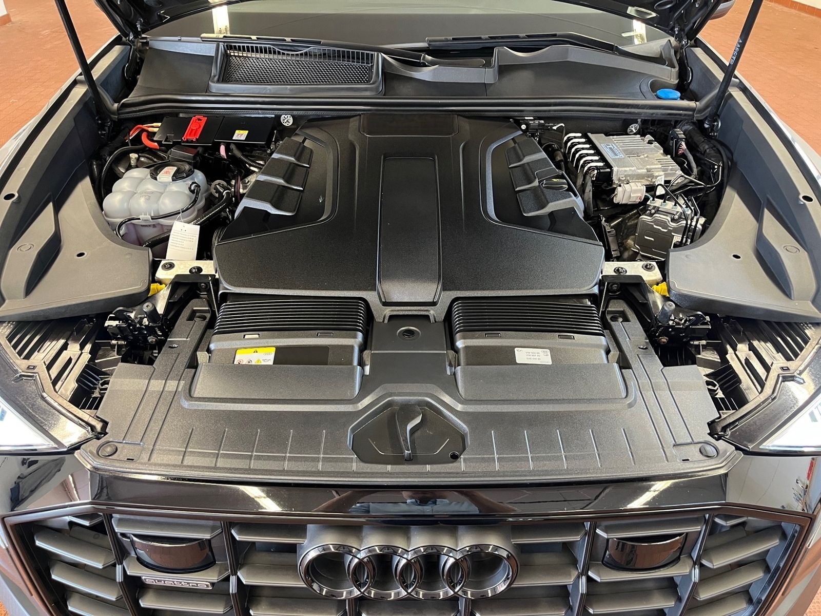 Audi Q8 50 TDI quattro Tiptronic foto 8