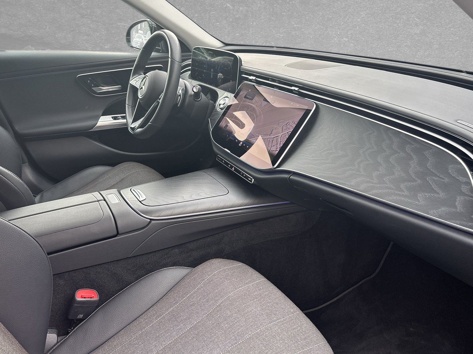 Mercedes-Benz E 220 d T Avantgarde Advanced AHK Fahrass.-Plus! foto 3