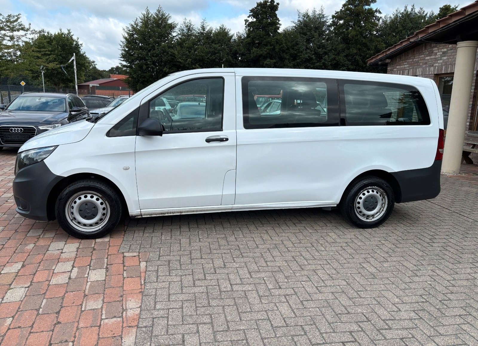 Mercedes-Benz Vito Tourer Extralang 111 CDI Pro FWD+8.Siter+Kl foto 3