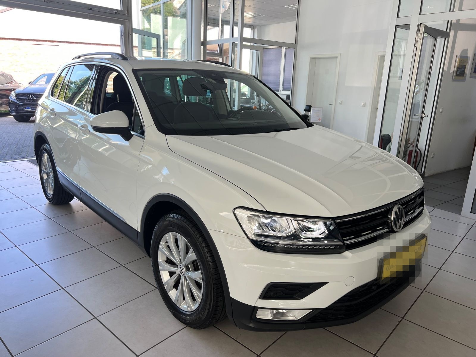 Volkswagen Tiguan 1.4TSI DSG Comfortline *LED*NAVI* 1.HAND* foto 3