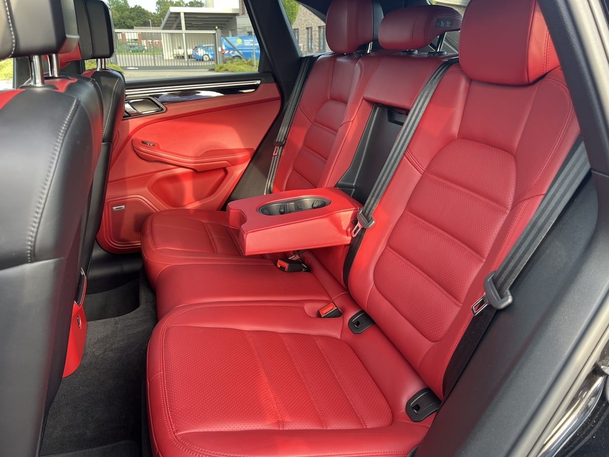 Porsche Macan Turbo LED Leder Bose Kamera foto 20