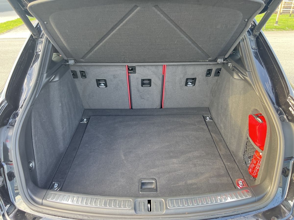 Porsche Macan Turbo LED Leder Bose Kamera foto 25