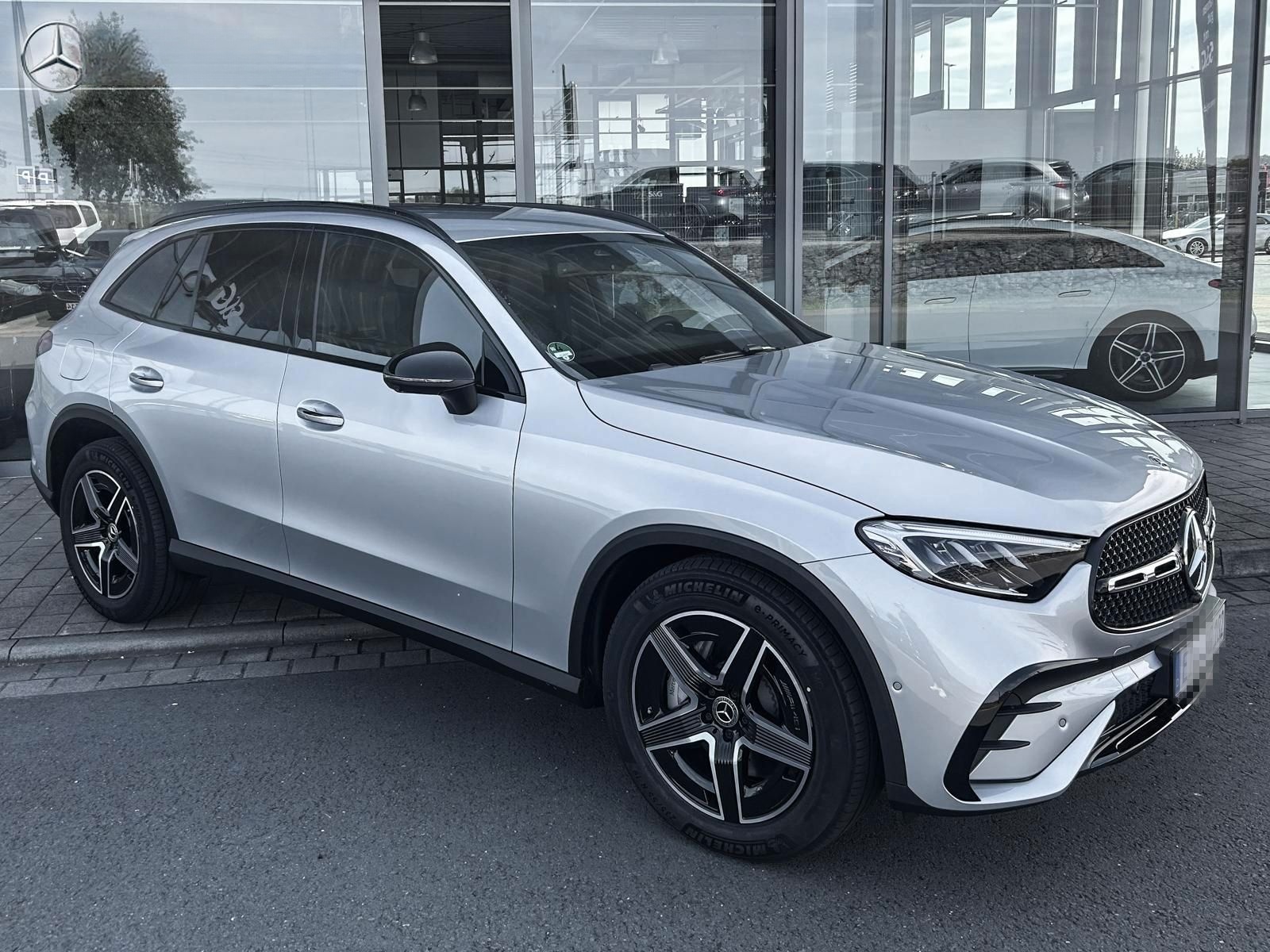Mercedes-Benz GLC 200 d 4M AMG MBUX+360°+LED+AHK+Night+Distron foto 5