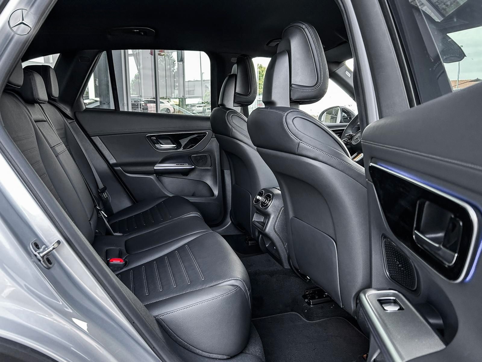 Mercedes-Benz GLC 200 d 4M AMG MBUX+360°+LED+AHK+Night+Distron foto 10