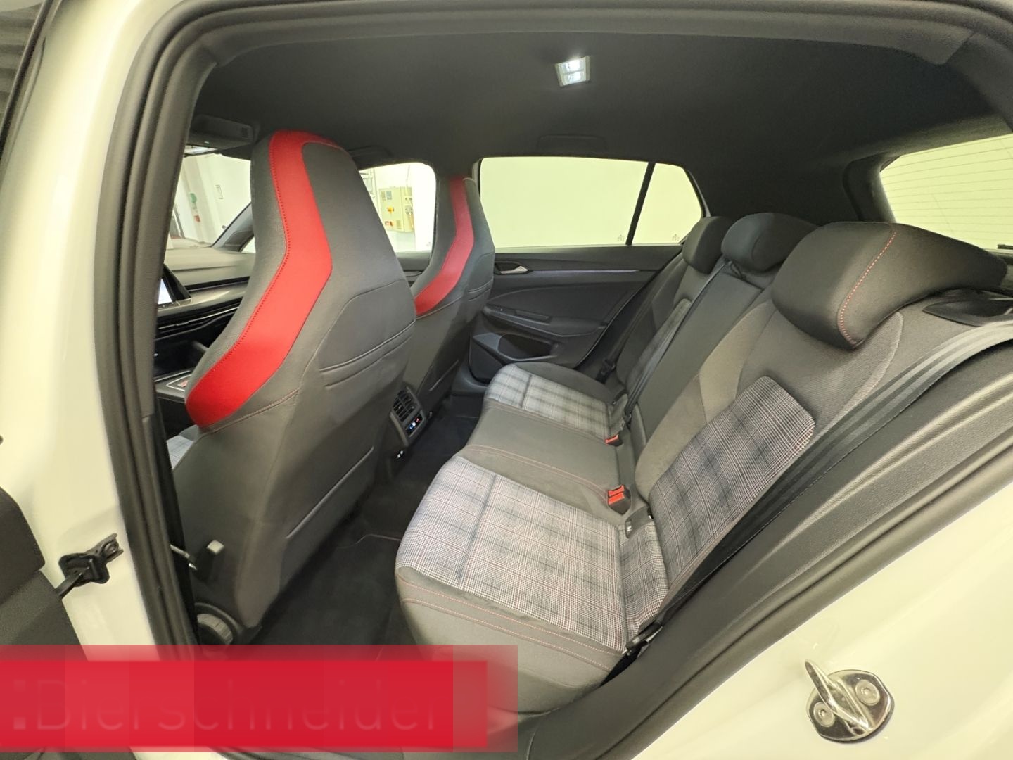 Volkswagen Golf GTI 8 2.0 TSI DSG DIGITAL COCKPIT PRO LED 1 foto 10