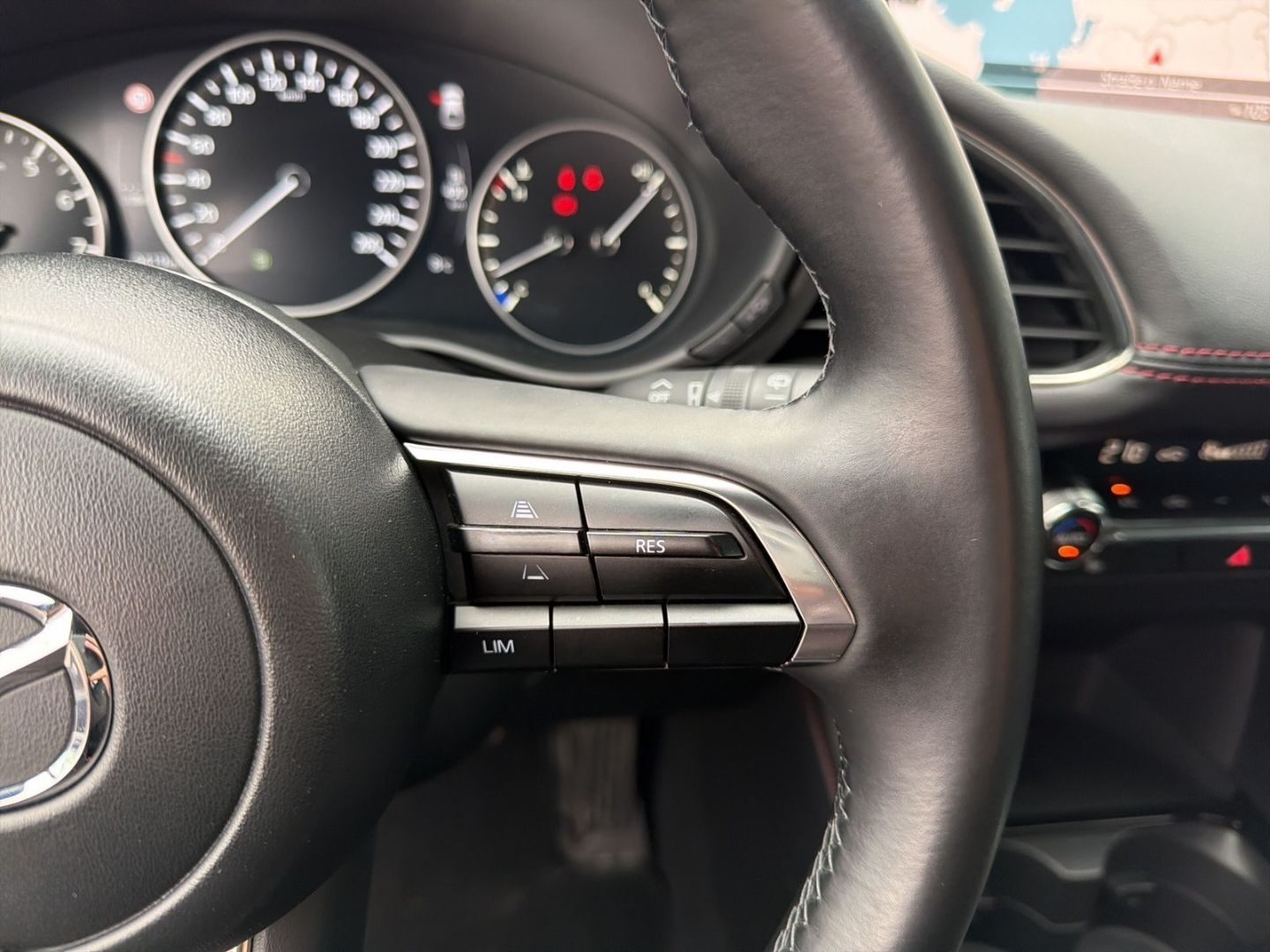 Mazda 3 e-SKYACTIV G 140 6MT Homura HUD Navi LED ACC A foto 22