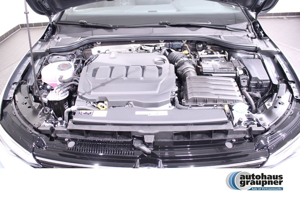 Volkswagen Golf Variant R-Line 2,0 l TDI SCR 110 kW 150 PS  foto 7
