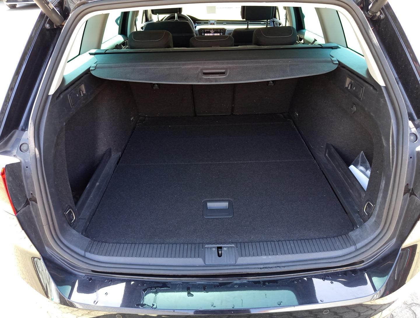 Volkswagen Passat Variant R-Line 2.0 TDI DSG*HARMAN-KARDON* foto 20