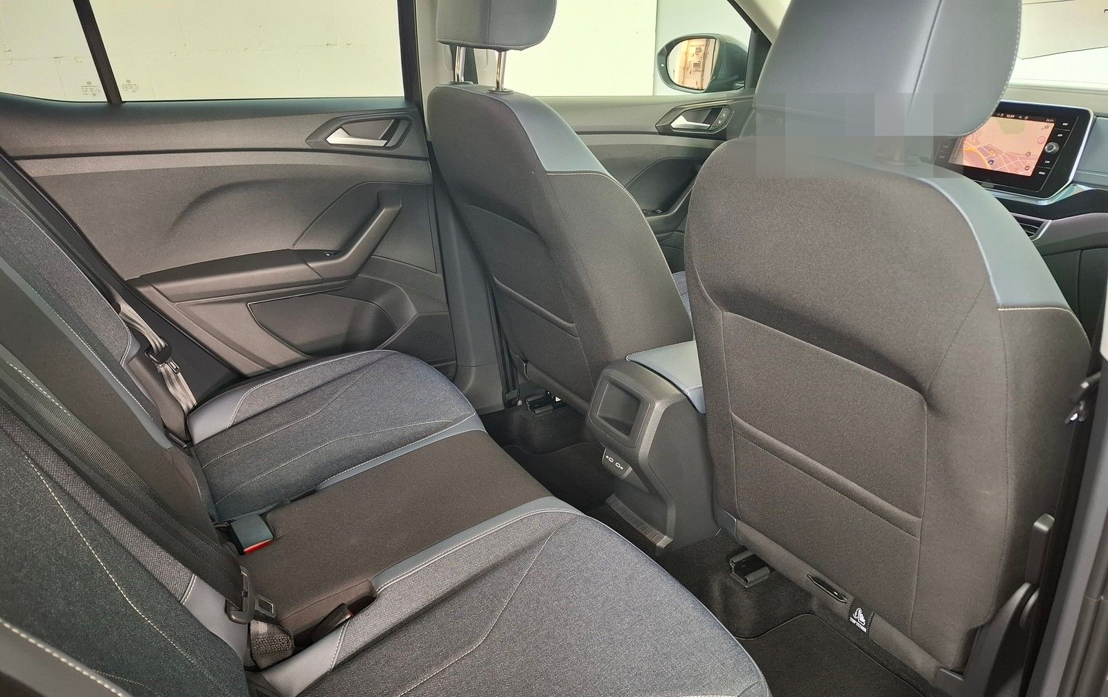 Volkswagen T-Cross Style 1.0 TSI DSG AHK + IQ.Light + ACC foto 11