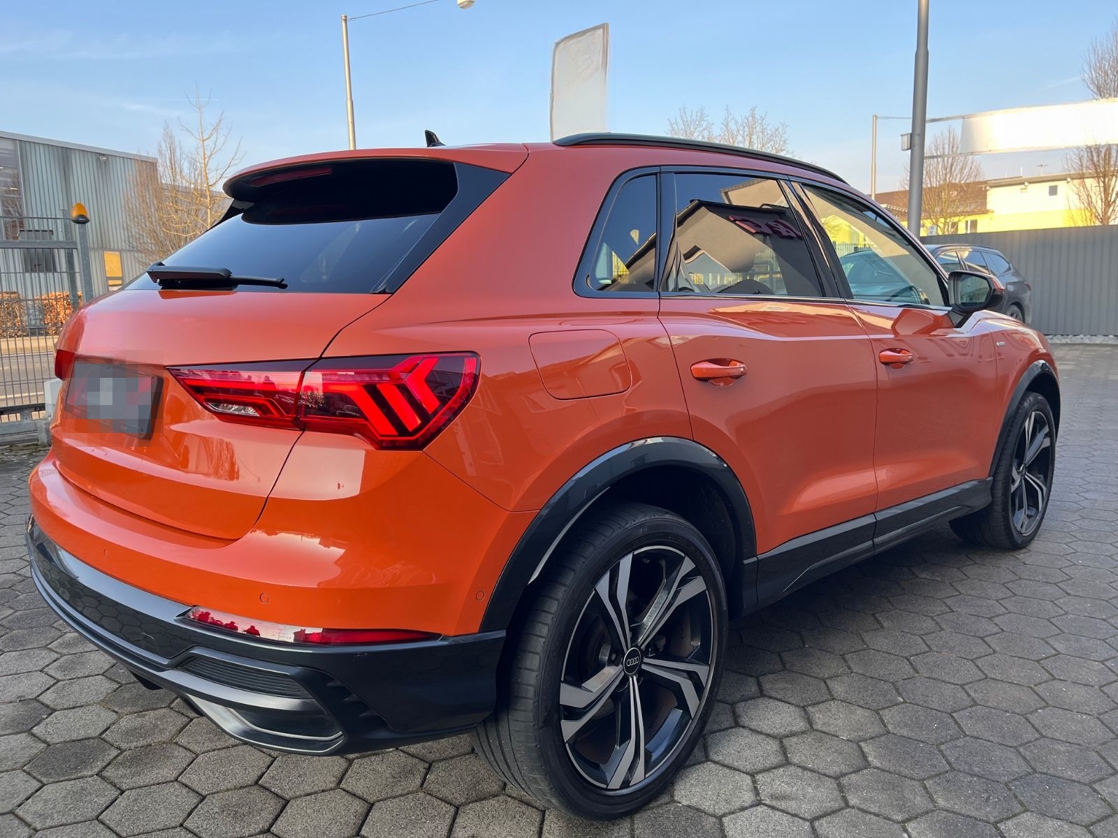 Audi Q3 45 TFSI e S-Line*Matrix*Virtual*Sonos*Rotor* foto 3