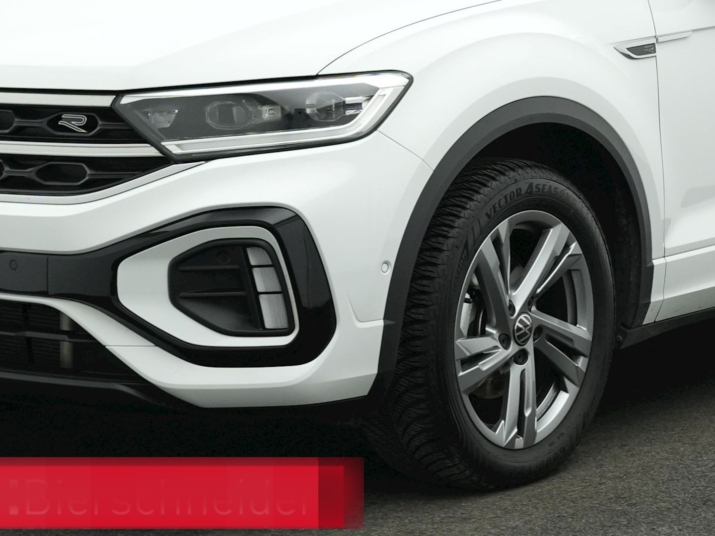 Volkswagen T-Roc 1.5 TSI DSG R-Line NAVI KAMERA IQ.DRIVE foto 18
