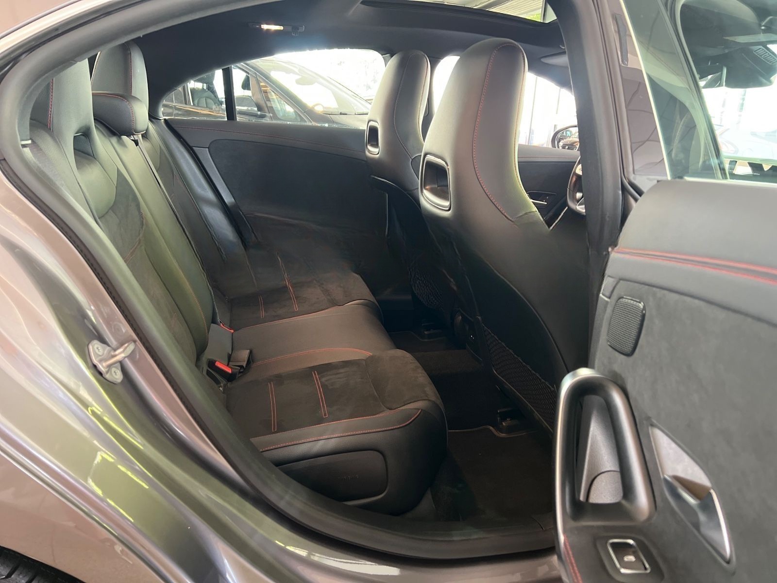Mercedes-Benz CLA 200 d AMG Pano/DISTRO/KeyGo/Head-Up foto 12