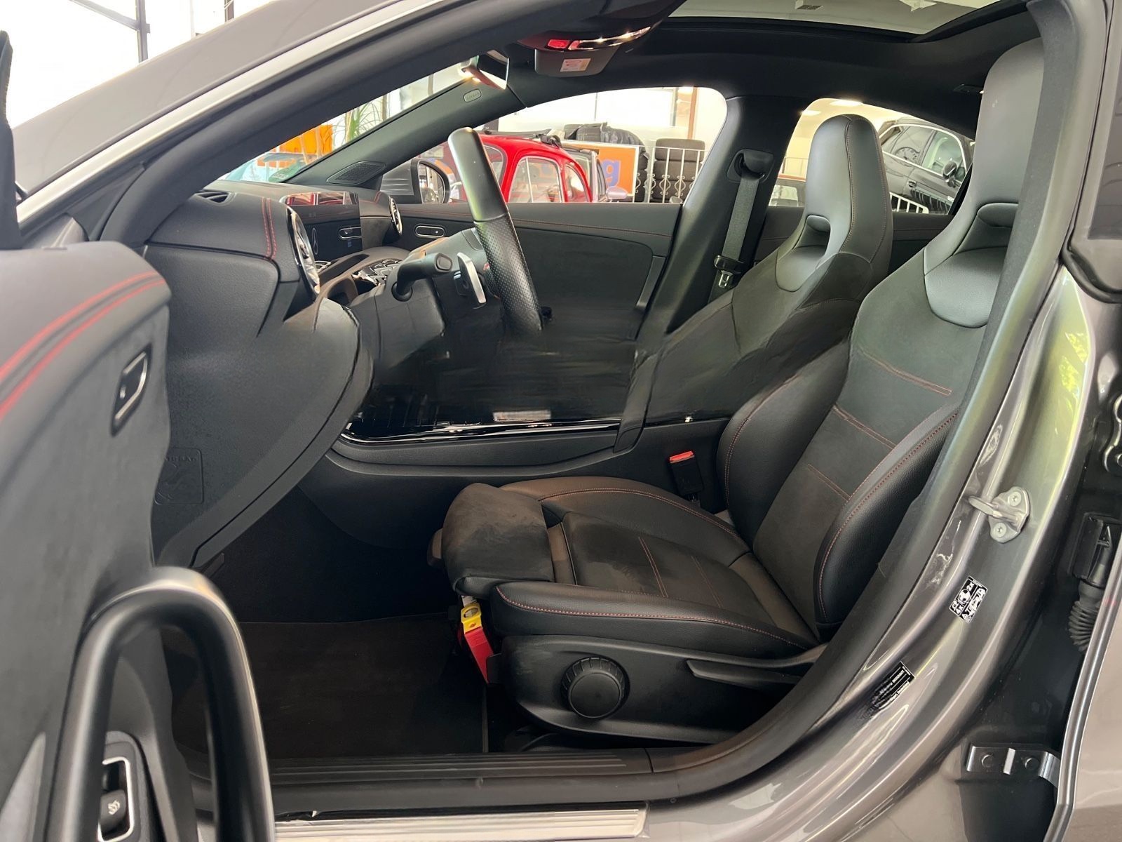 Mercedes-Benz CLA 200 d AMG Pano/DISTRO/KeyGo/Head-Up foto 6