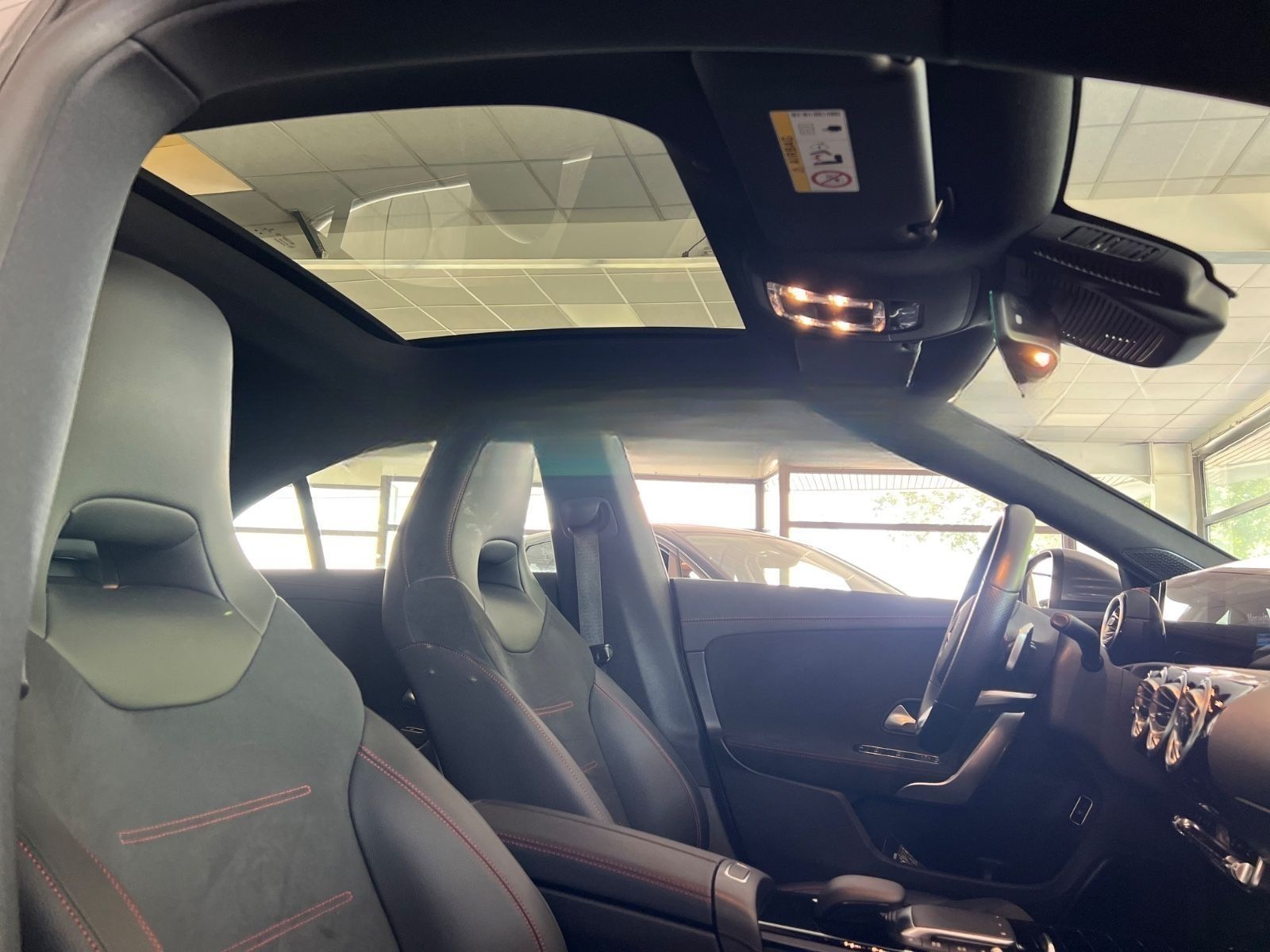 Mercedes-Benz CLA 200 d AMG Pano/DISTRO/KeyGo/Head-Up foto 9