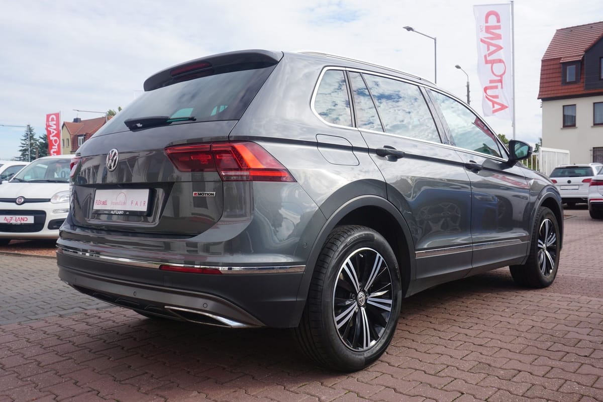 Volkswagen Tiguan 2.0 TSI Highline DSG 4Motion LED Navi 360 foto 4