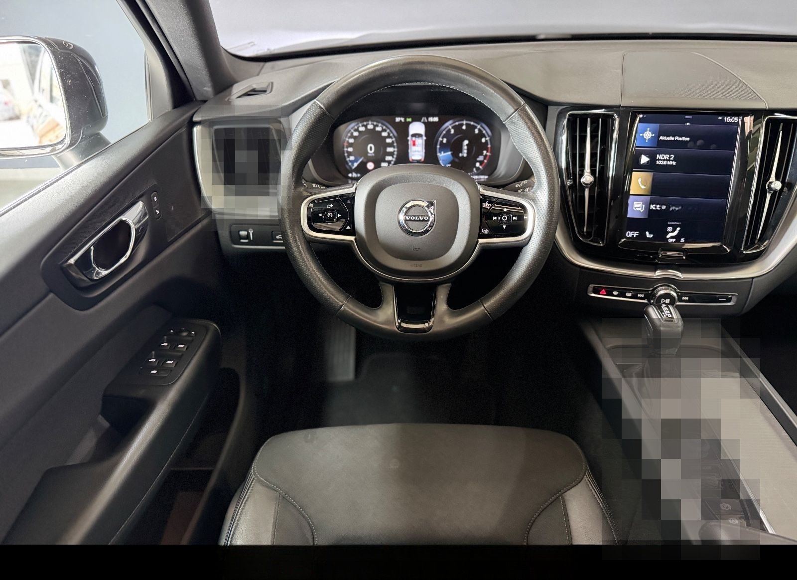 Volvo XC 60 XC60 Momentum AWD LED / Panoramadach foto 11