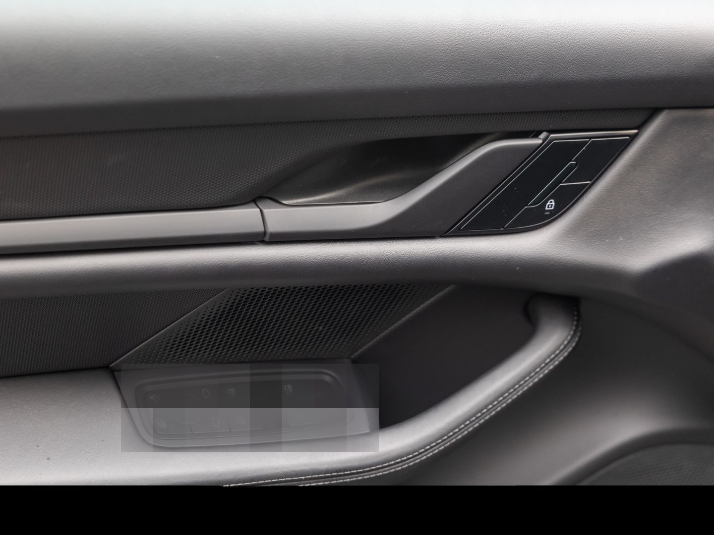 Porsche Taycan Sport Turismo InnoDrive Performancebatter foto 21