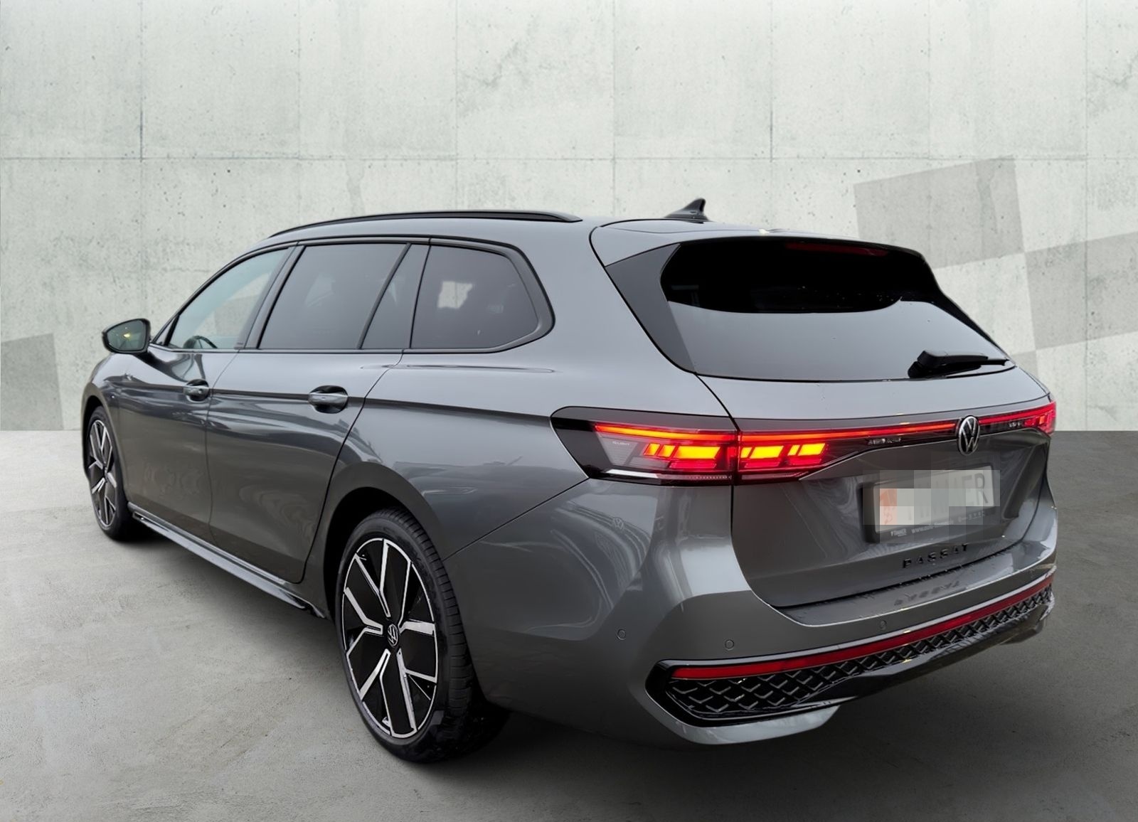 Volkswagen Passat Variant 2.0 TDI DSG R-Line *NAVI*AHK*ALU* foto 5