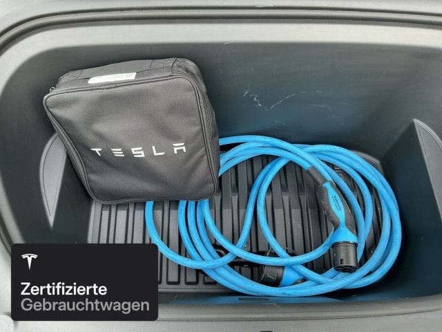 Tesla Model Y Long Range AWD foto 8