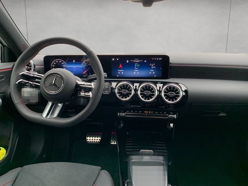 Mercedes-Benz A 200 d  AMG Adv. Plus Pano Multibeam Standheizu foto 12