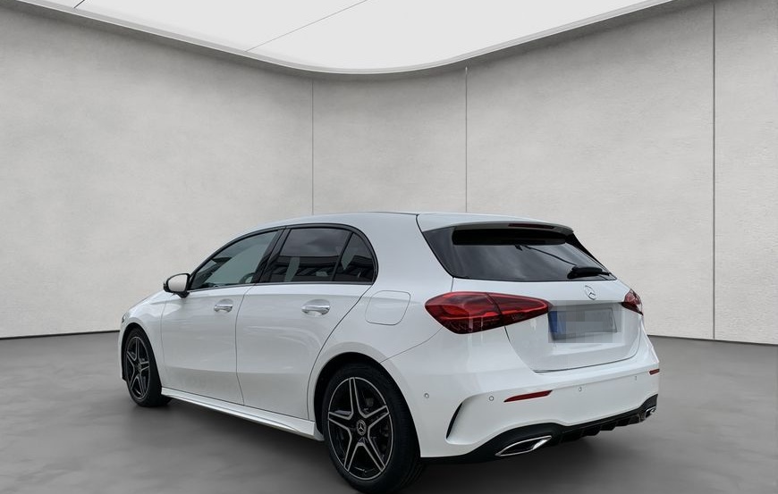 Mercedes-Benz A 200 d  AMG Adv. Plus Pano Multibeam Standheizu foto 3