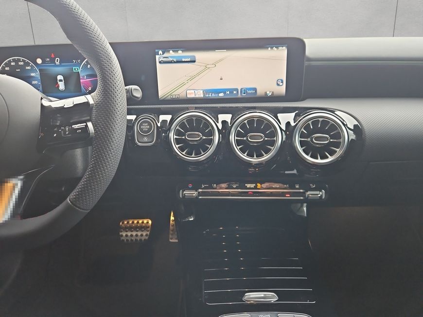Mercedes-Benz A 200 d  AMG Adv. Plus Pano Multibeam Standheizu foto 14