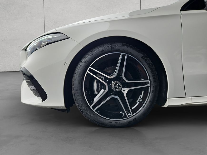 Mercedes-Benz A 200 d  AMG Adv. Plus Pano Multibeam Standheizu foto 18