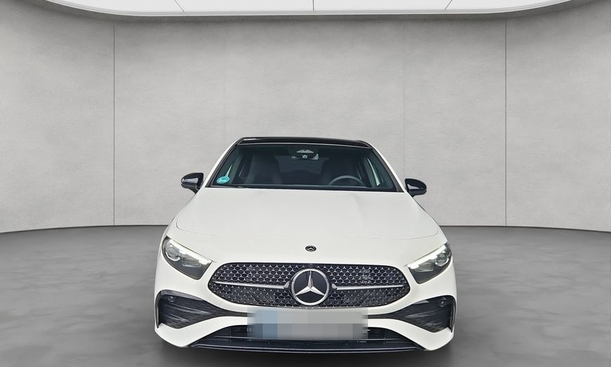 Mercedes-Benz A 200 d  AMG Adv. Plus Pano Multibeam Standheizu foto 8