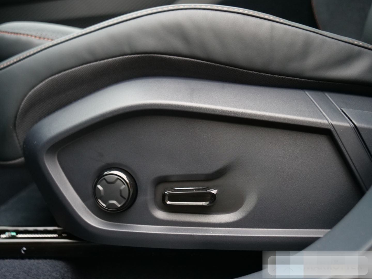 Lynk&Co 08 More/ 200KM Elektr./ACC/LED-MATRIX/MASSAGE/PA foto 14