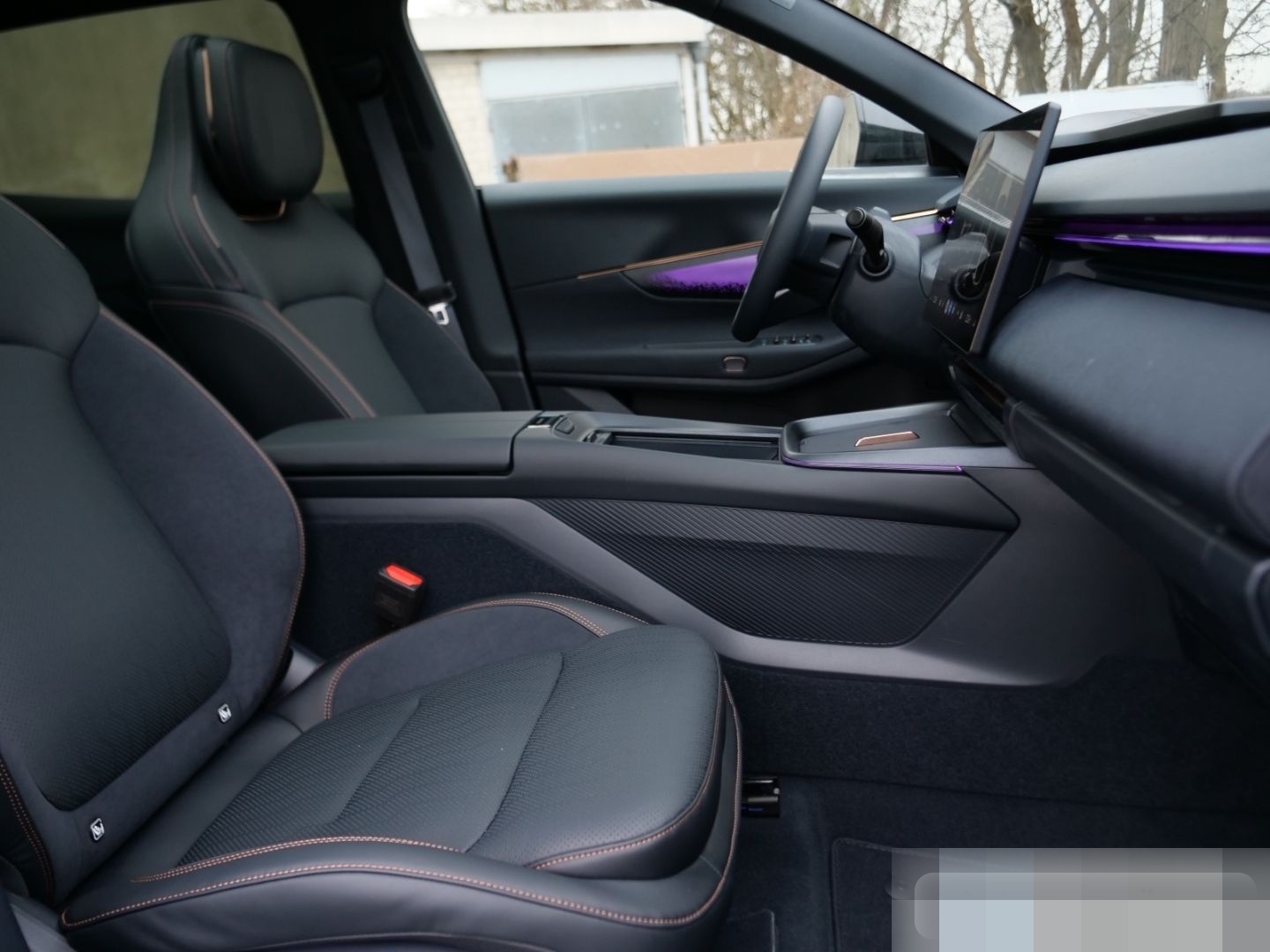 Lynk&Co 08 More/ 200KM Elektr./ACC/LED-MATRIX/MASSAGE/PA foto 16