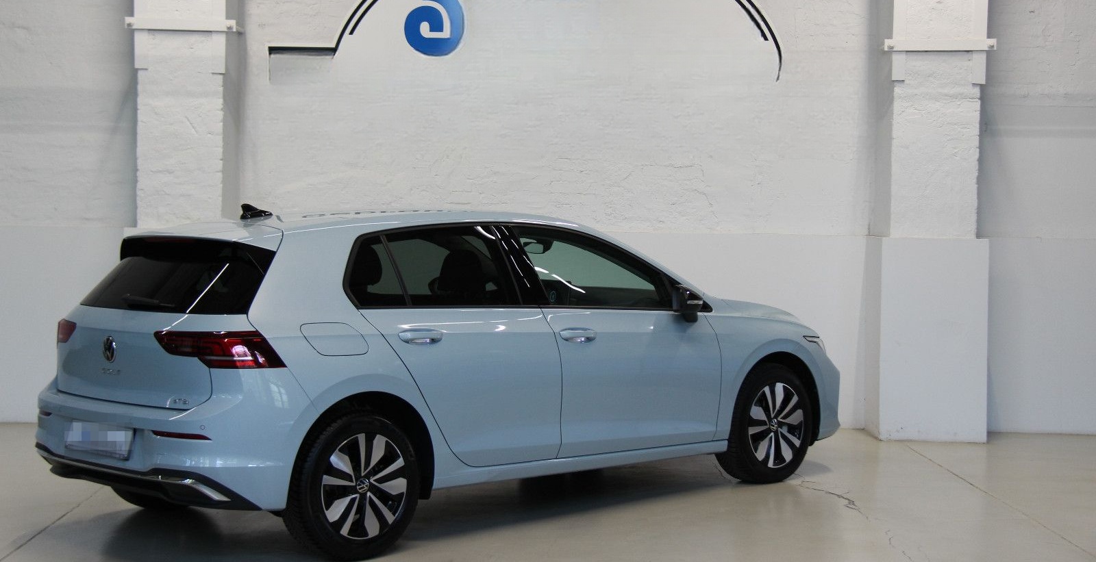 Volkswagen Golf VIII 1.5 eTSI Goal LED ACC NAV AHK STHZ foto 5