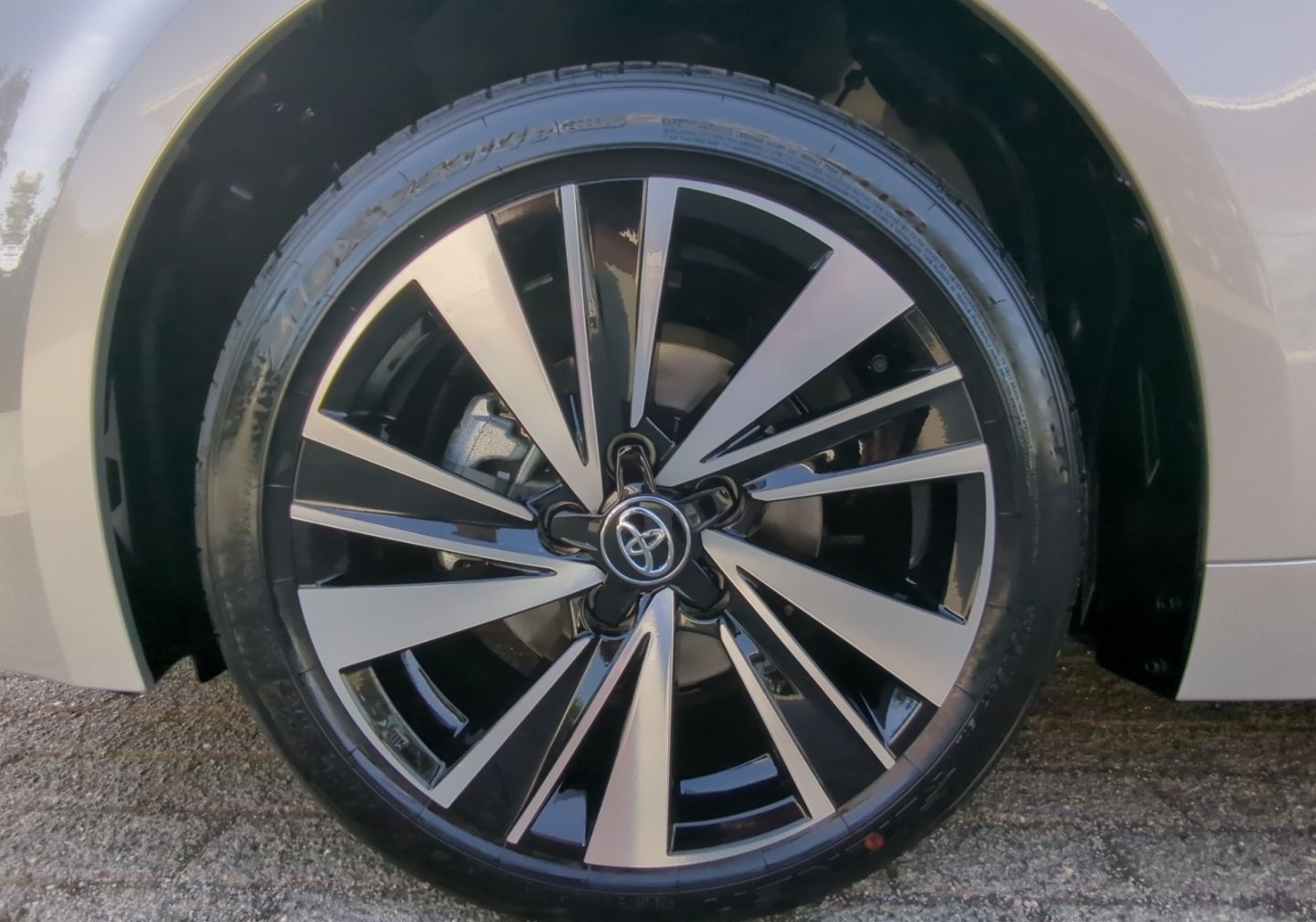 Toyota Corolla Hybrid 1.8 EU6e (Syst.140 PS) 5-Türer Te foto 8
