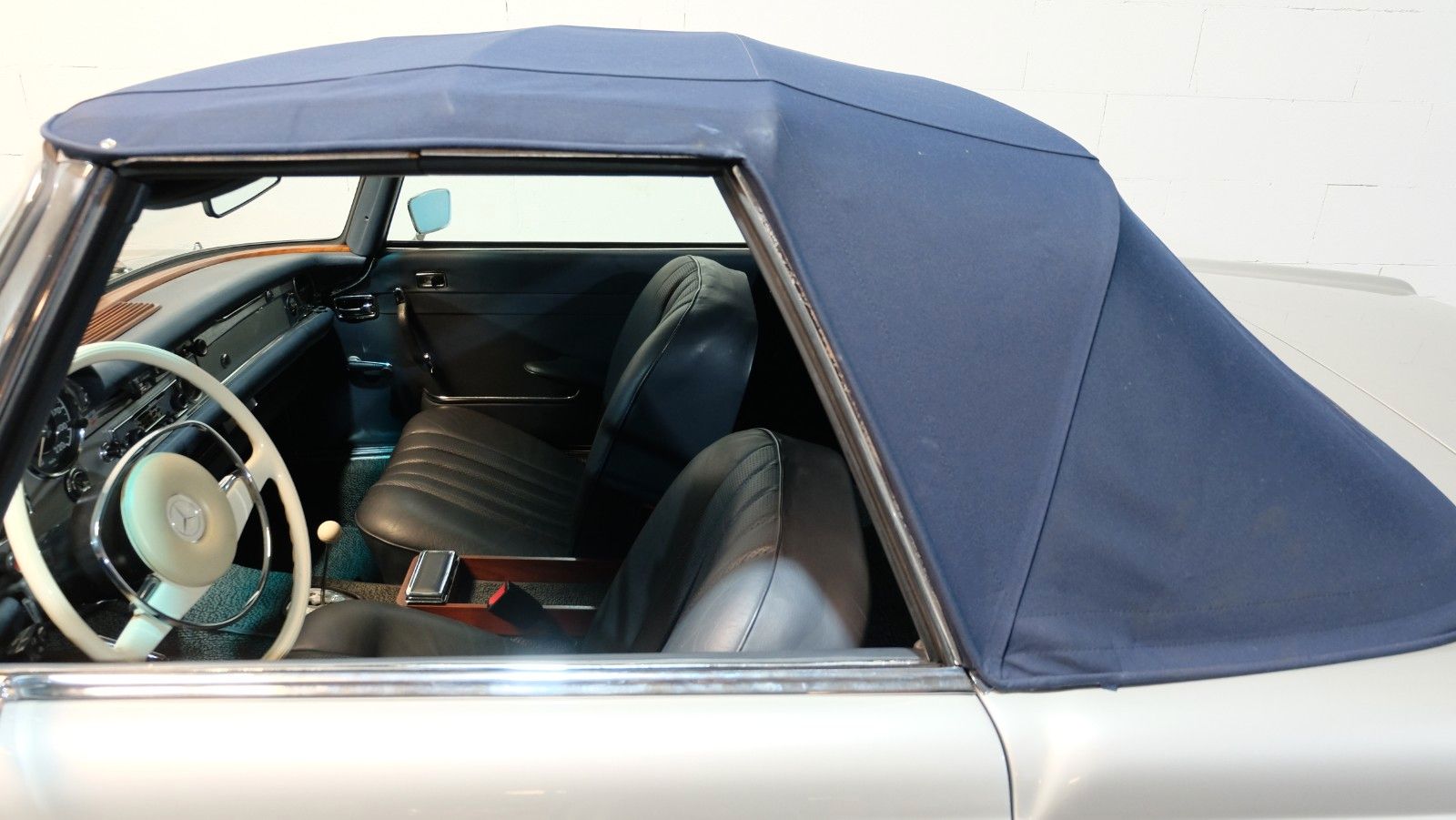 Mercedes-Benz 280 SL Pagode Automatik Einzelstück & Spaßfaktor foto 19