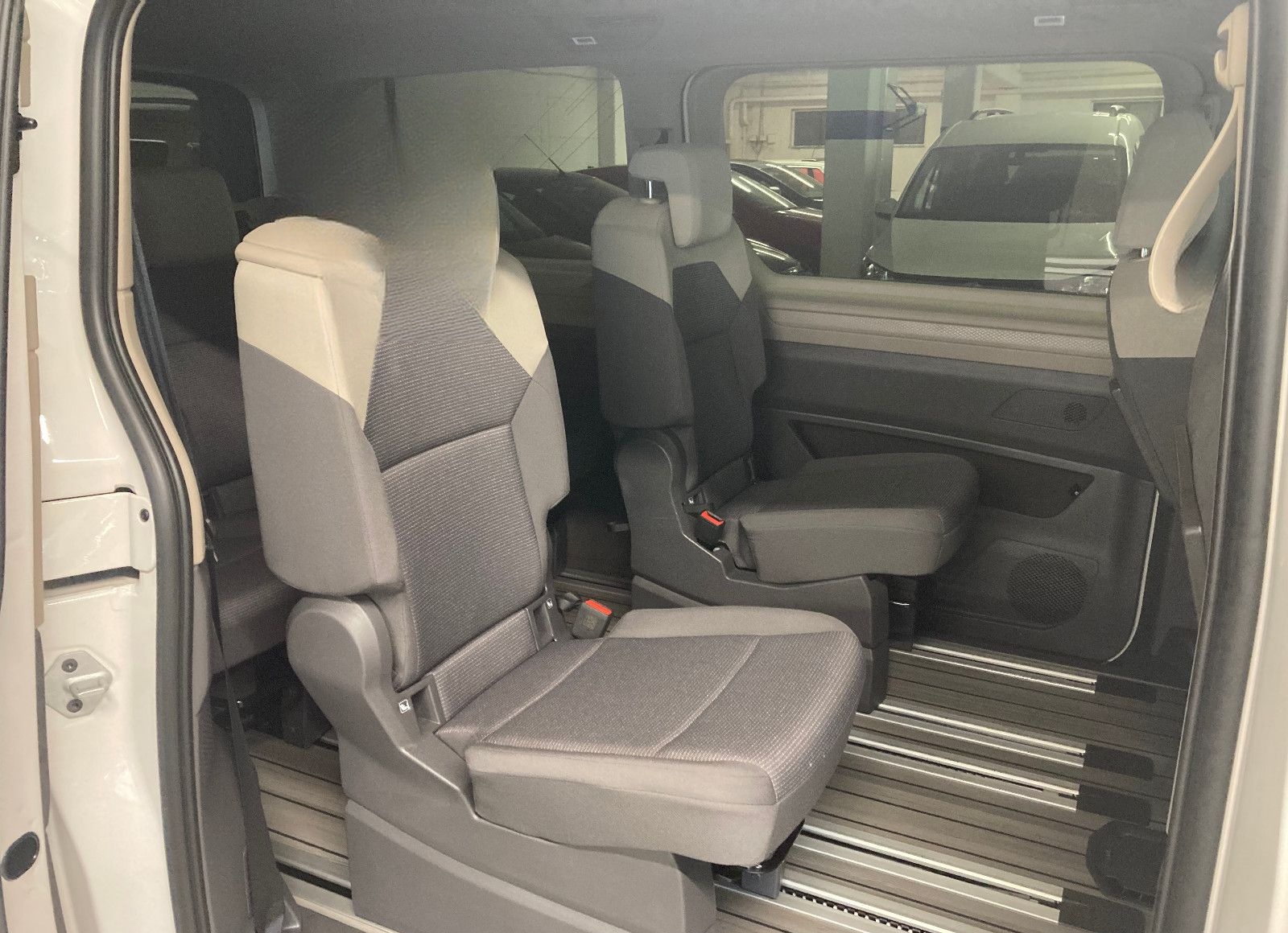 Volkswagen T7 Multivan 2.0 TSI LR 7-Sitze Head up foto 13