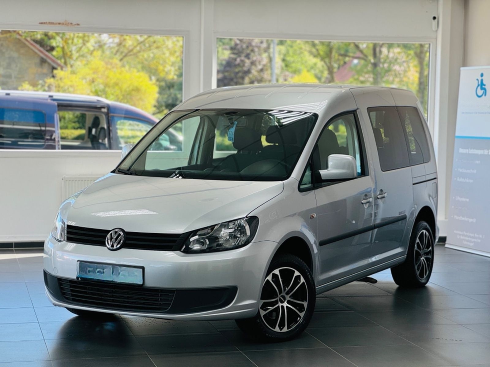 Volkswagen Caddy Roncalli 1.2 TSI Behindertengerecht-Rampe foto 3