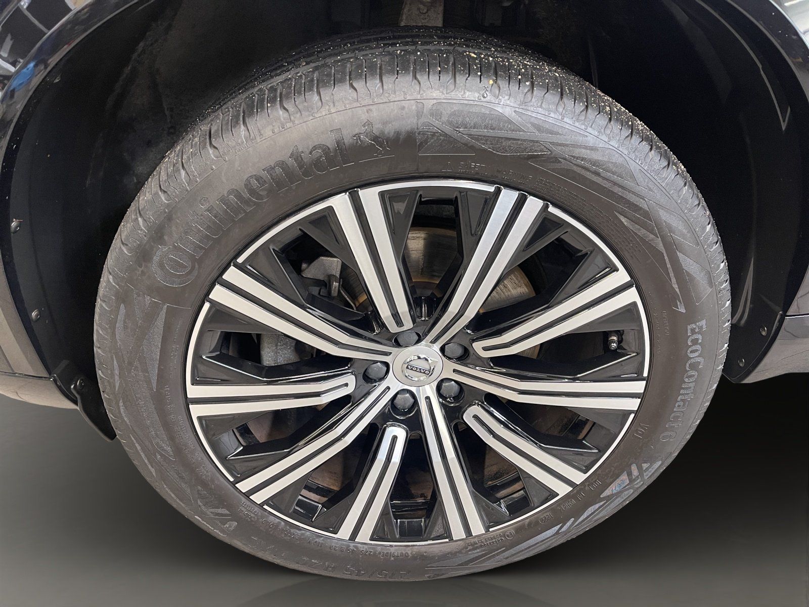 Volvo XC90 B5 (Diesel) Plus Bright ACC AHK AUT Kam. LM foto 7
