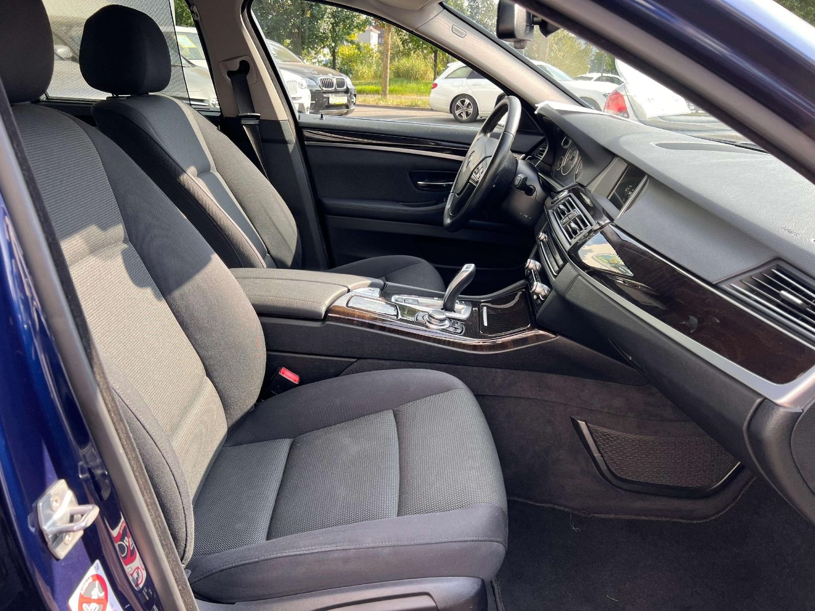 BMW 520 d xDrive foto 10