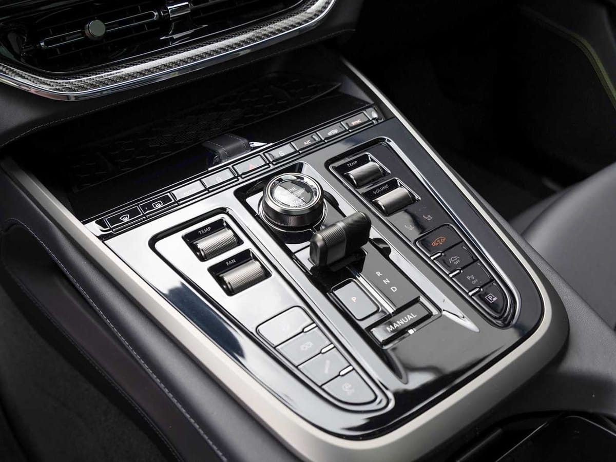Aston Martin DBX 707 -Podium Green- foto 19