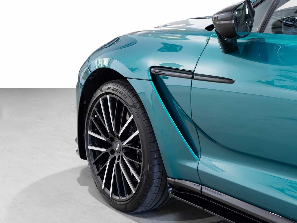 Aston Martin DBX 707 -Podium Green- foto 9