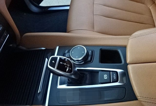BMW X6 xDrive50i foto 17