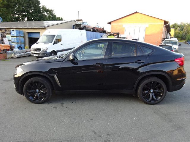 BMW X6 xDrive50i foto 6