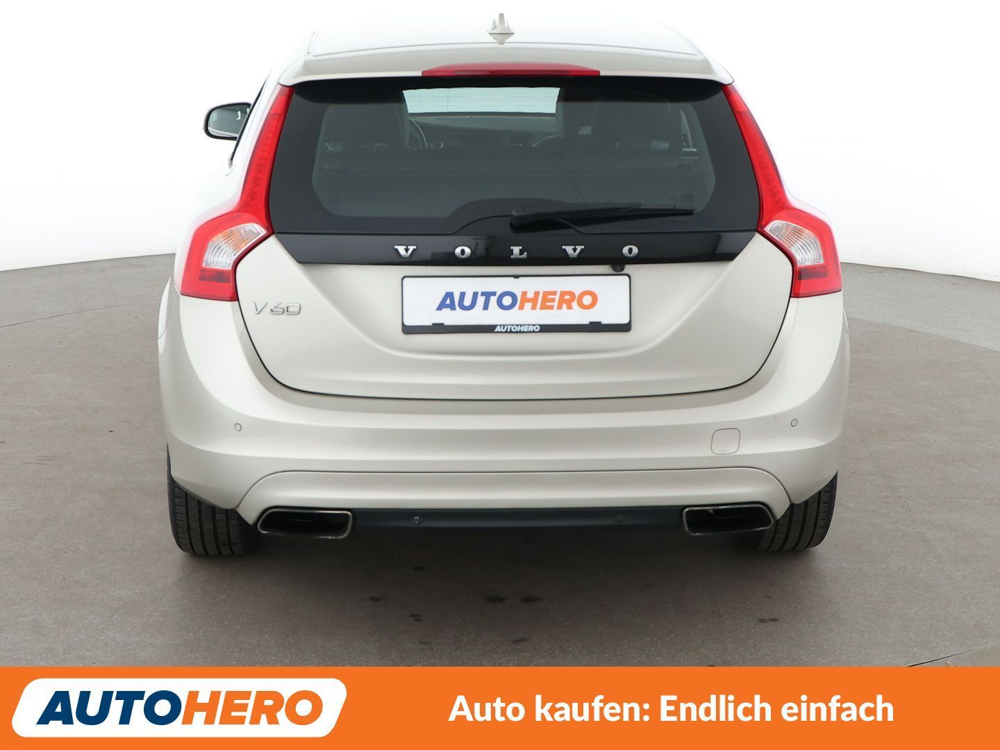 Volvo V60 2.0 T6 Momentum AWD Aut. XENON TEMPO PDC SHZ foto 4