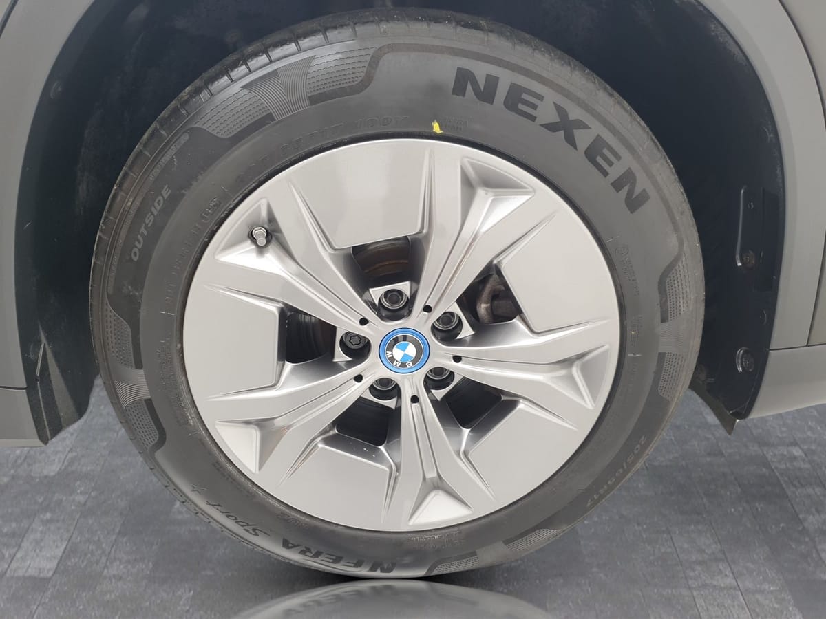 BMW iX1 xDrive30 Driv.Assist+ Kamera LED Lenkradhz. foto 15