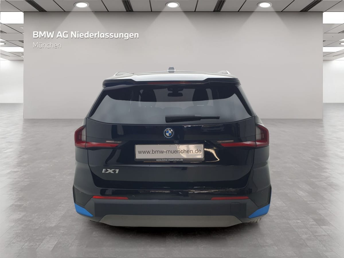 BMW iX1 xDrive30 Driv.Assist+ Kamera LED Lenkradhz. foto 5