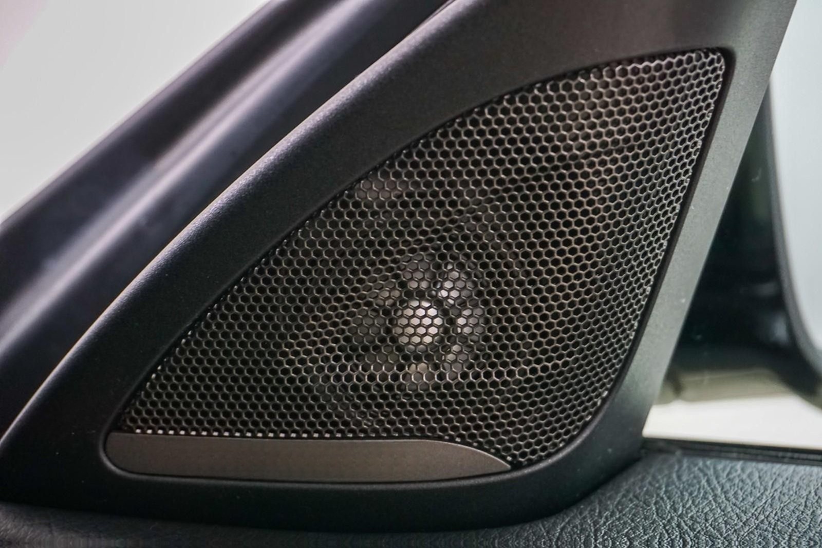 BMW M2 Harman-Kardon M Driver Leder Kamera LED Apple foto 14