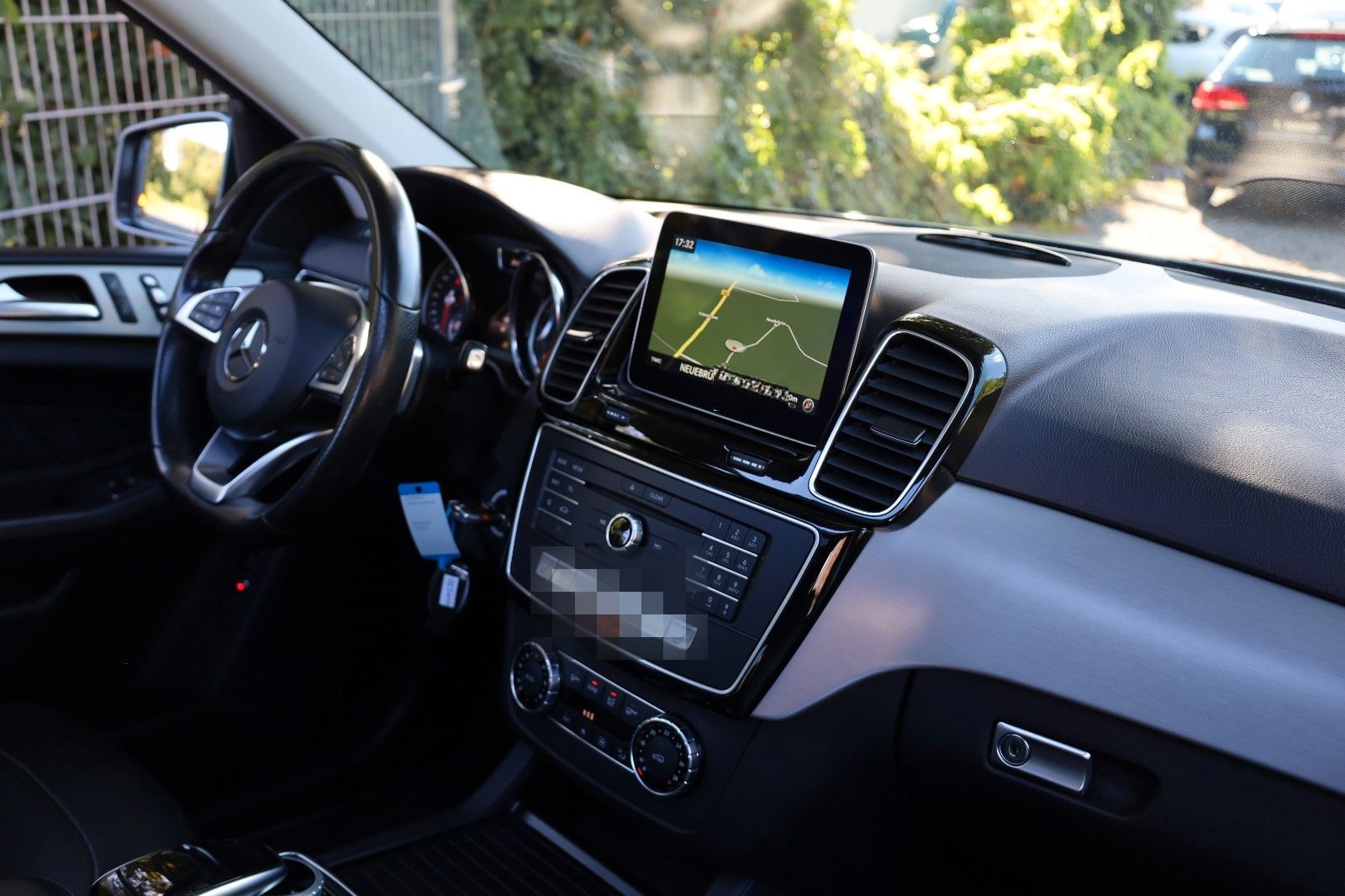 Mercedes-Benz GLE 350 d 4Matic/AMG-LINE/PANO/DISTRONIC/360°/AH foto 16