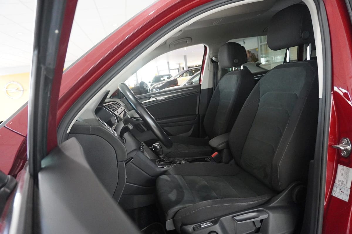 Volkswagen Tiguan Allspace 2.0D 4M R-LINE 7-SITZER NAVI AHK foto 14