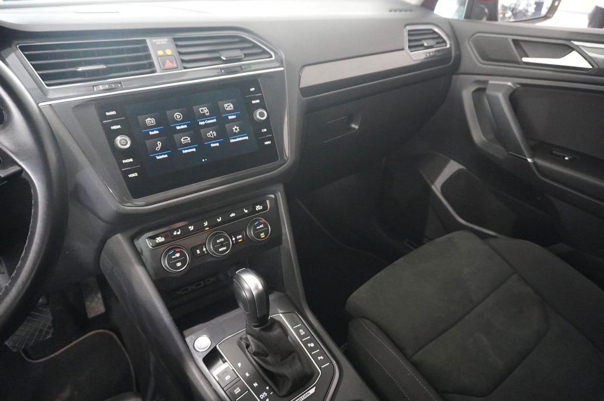 Volkswagen Tiguan Allspace 2.0D 4M R-LINE 7-SITZER NAVI AHK foto 19