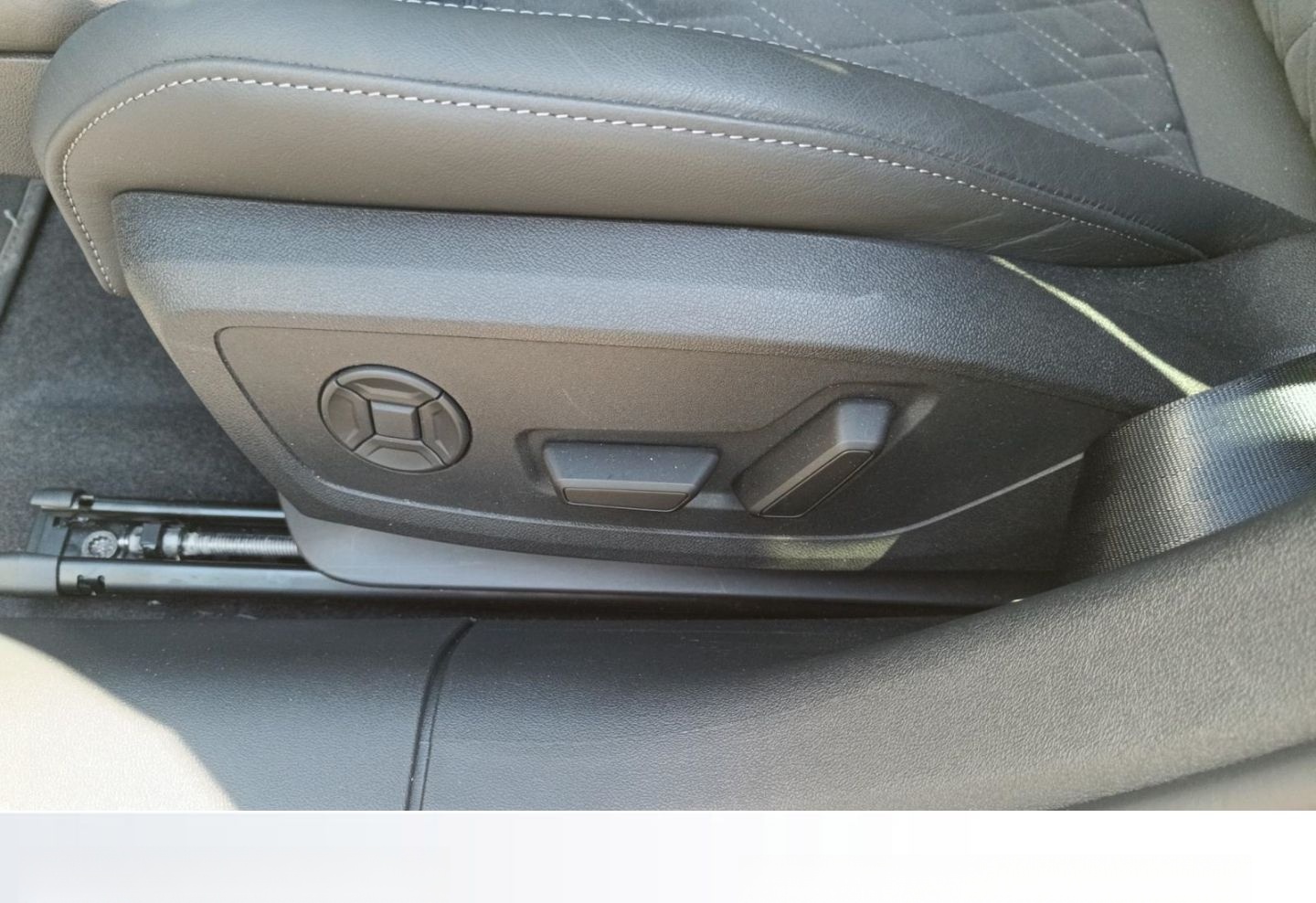 Audi A5 TDI 2.0 s Tronic+SHZ+LED+ACC+NAVI+SOUNDSYSTEM foto 8