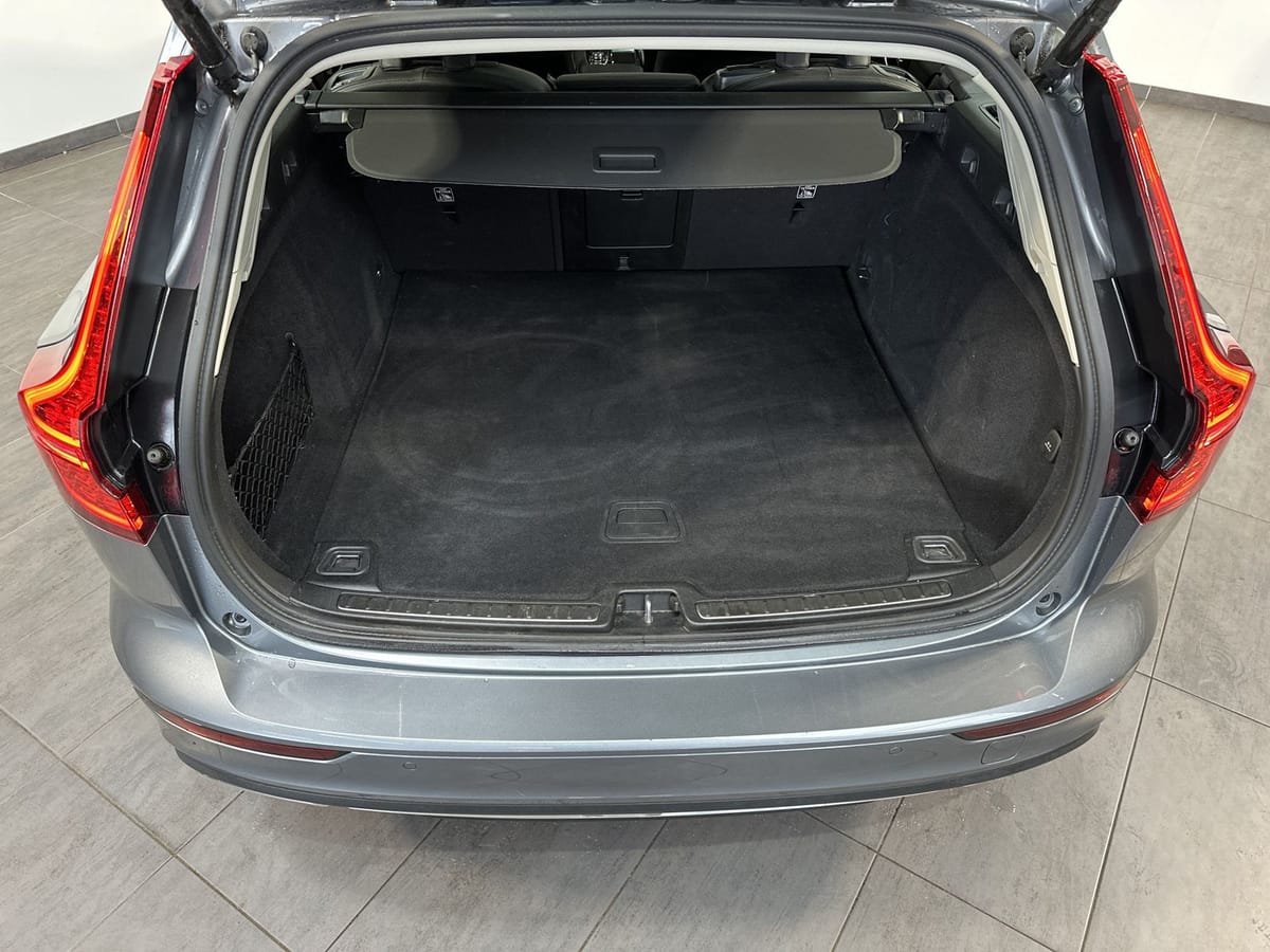 Volvo V60 Inscription Plug-In Hybrid AWD NAV LED foto 6